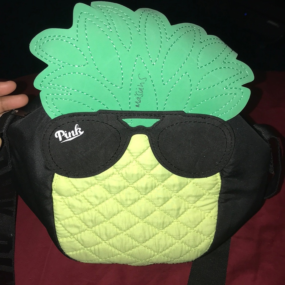 PINK lunchbag or shoulder bag